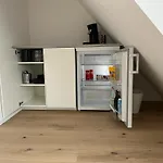 Schoenes Dg-Appartement Im Duesseldorf Norden