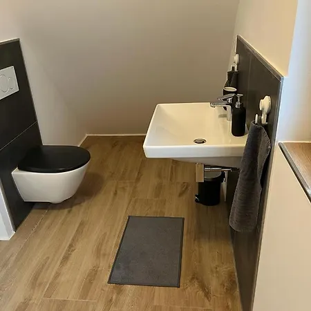 Schones Dg-appartement Im Norden